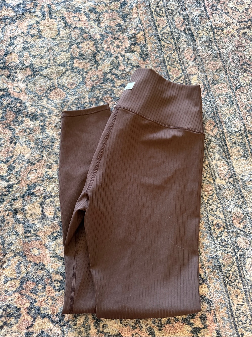 Vuori Ribbed High-Waist Leggings in Cocoa Brown